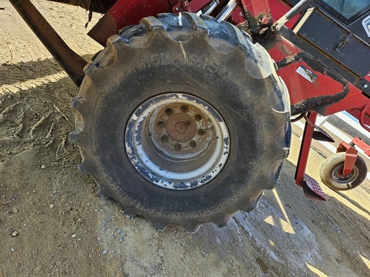 case-ih-8830-image-52
