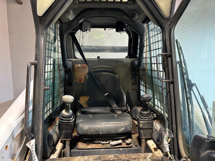 bobcat-a300-image-17