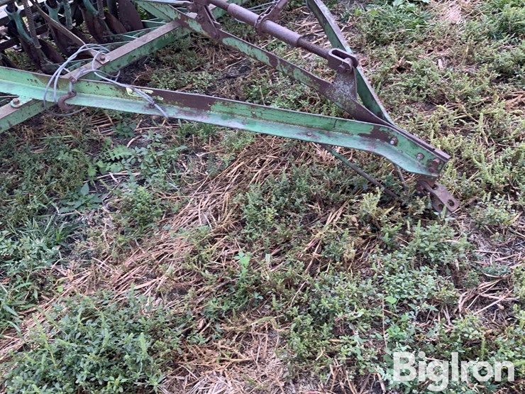 john-deere-18-image-14