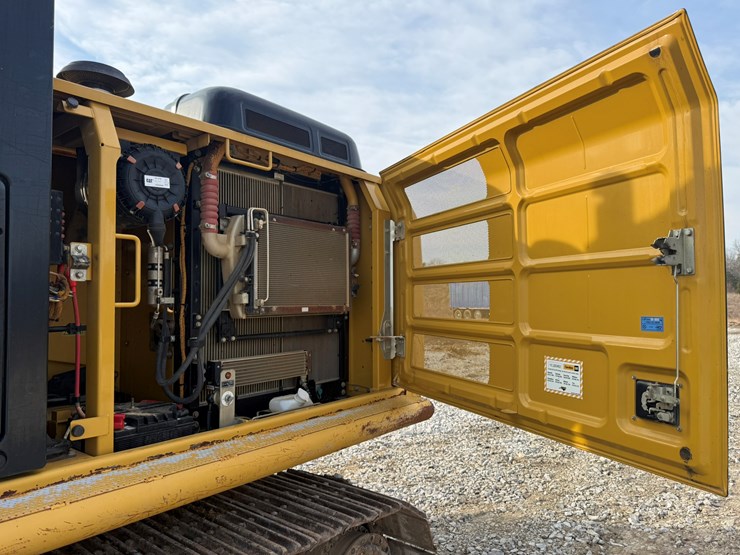 caterpillar-323fl-image-51