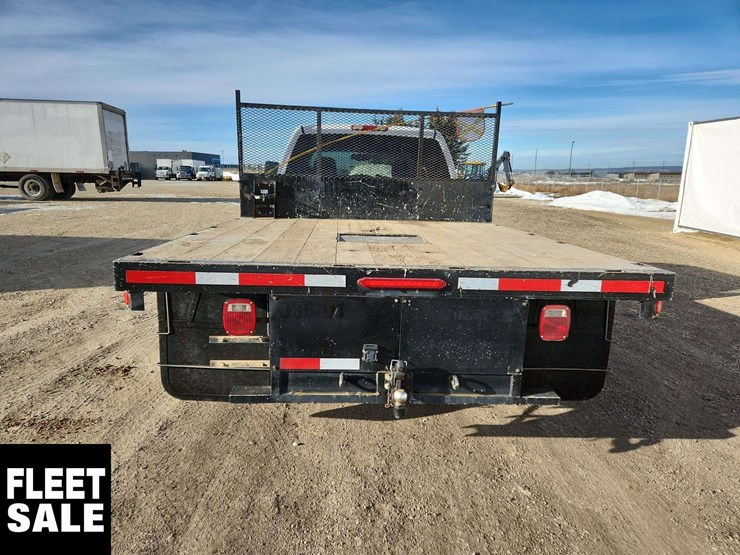 2006-gmc-sierra-3500-image-24