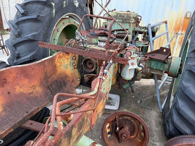 oliver-2255-parts-tractor-image-21