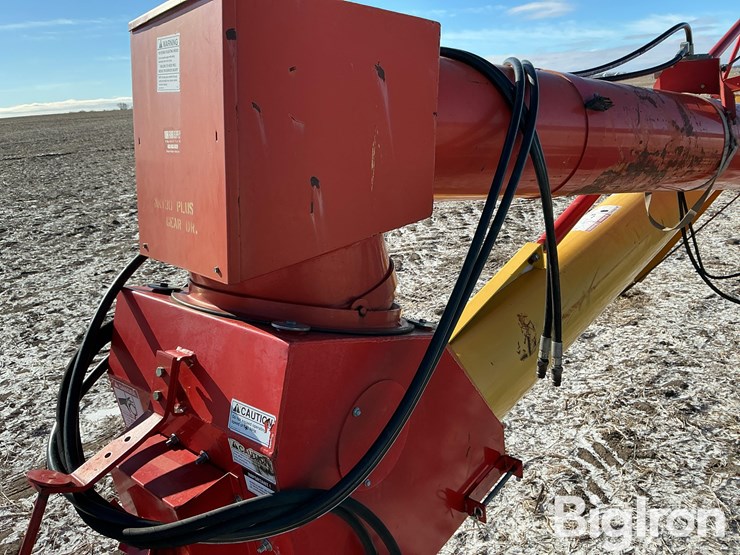 westfield-mk130-91-grain-auger-w/swing-hopper-image-14