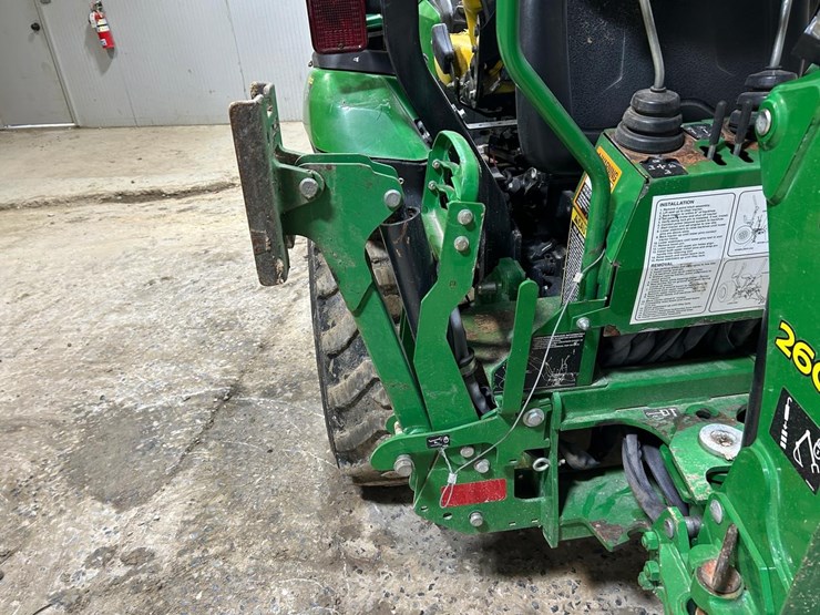 2025-deere-210le-image-19