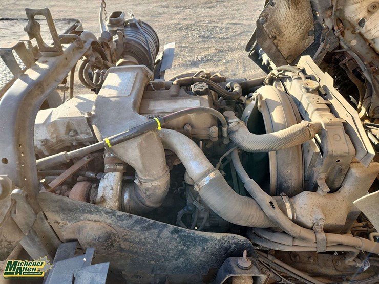 2004-hino-fb1817-image-31