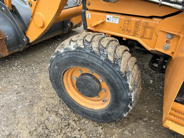 2016-case-580n-image-18