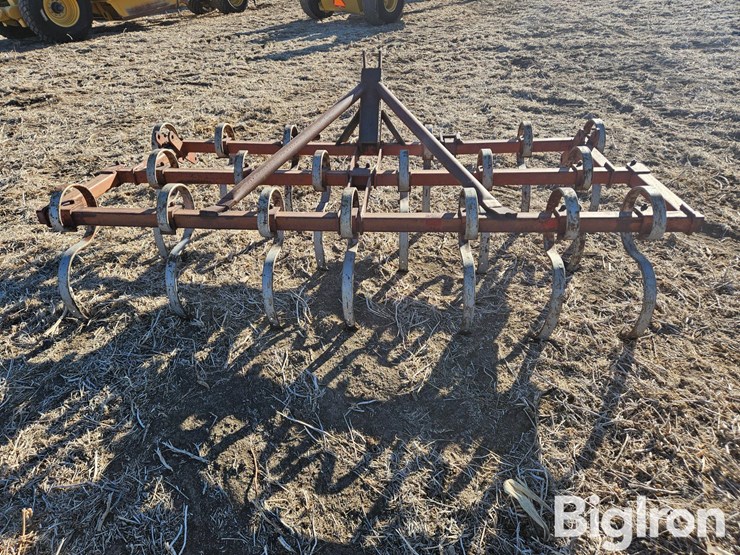 3-pt-8'6"-wide-field-cultivator-image-6