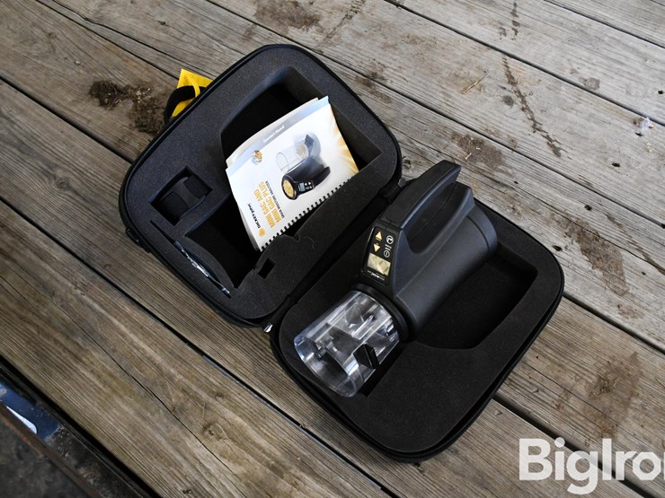 dickey-john-mini-gac-plus-moister-tester-image-4