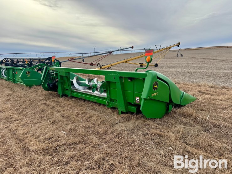 2011-john-deere-606c-image-5