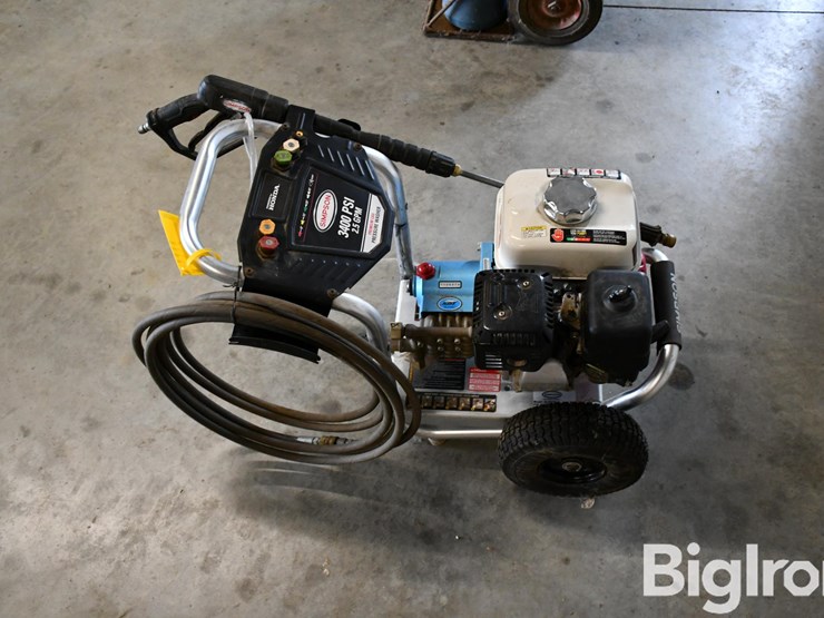 simpson-alh3228-s-portable-power-washer-image-4