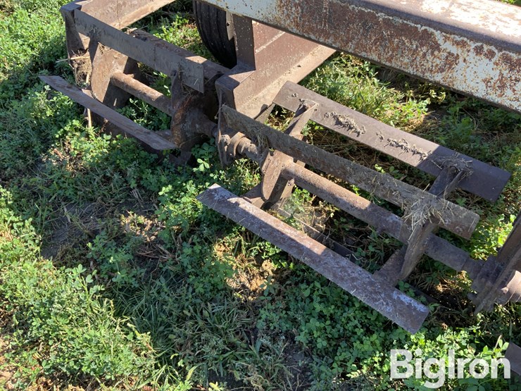 strobel-12.5’-pull-type-stalk-chopper-image-17