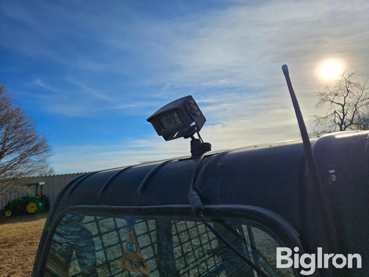 2015-bobcat-s650-image-15