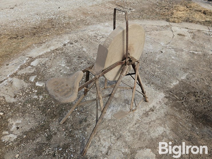 antique-grinding-stone-pedal-wheel-w/seat-image-5