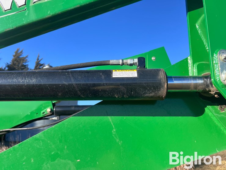 kmw-1750-loader-image-12