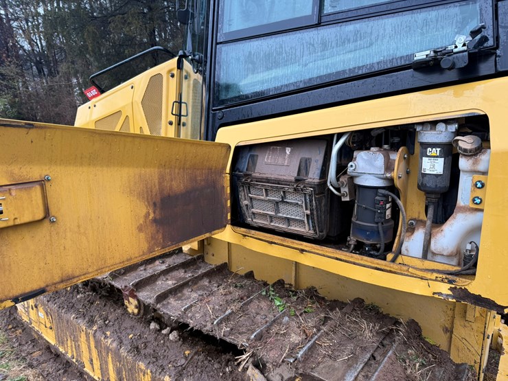 caterpillar-d1-image-34