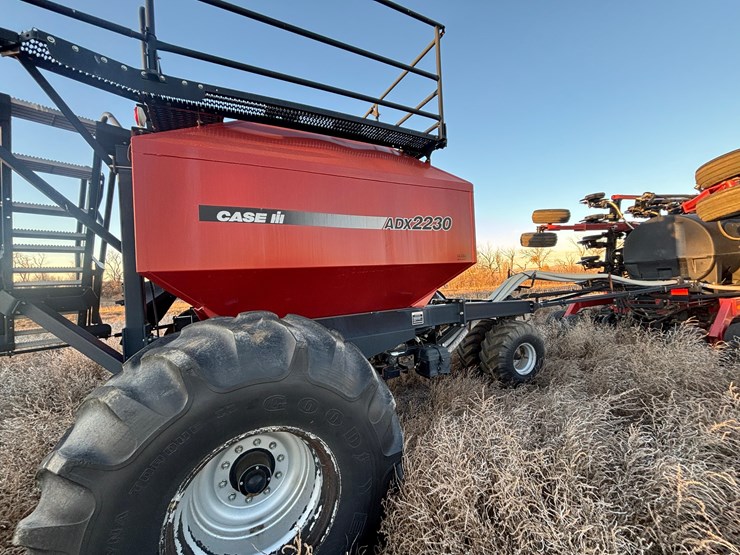case-ih-adx2230-image-2
