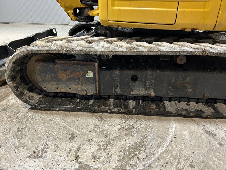 2016-caterpillar-305.5e2-image-17