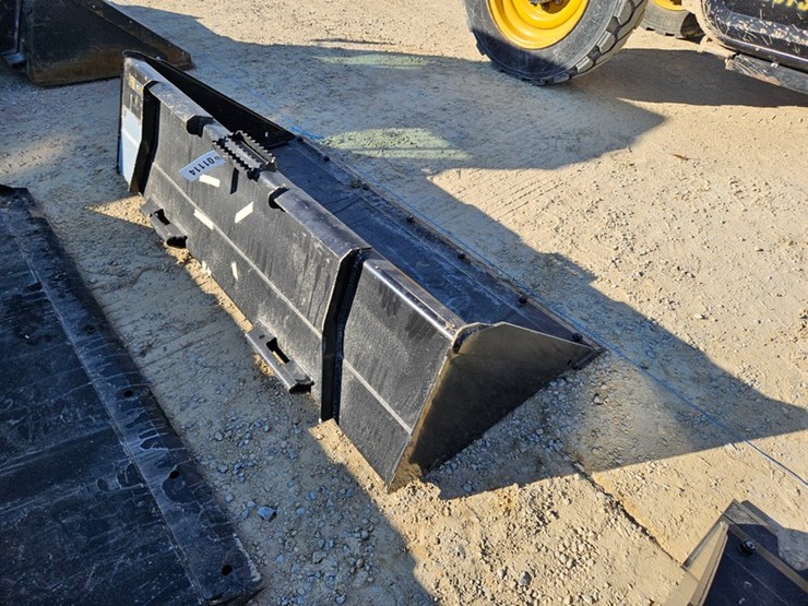 john-deere-72-image-4