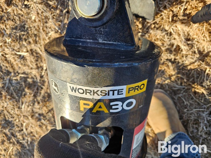 john-deere-12-image-13