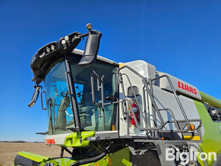 2023-claas-lexion-8600tt-image-9