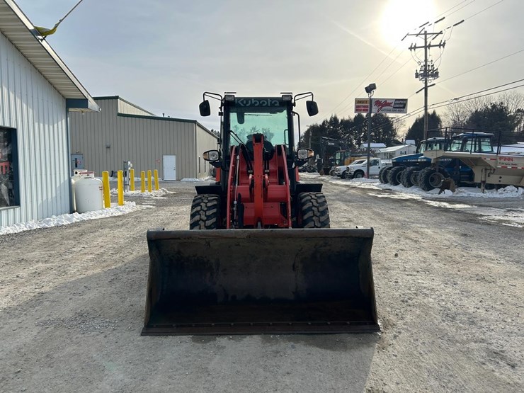 2021-kubota-r530-image-7