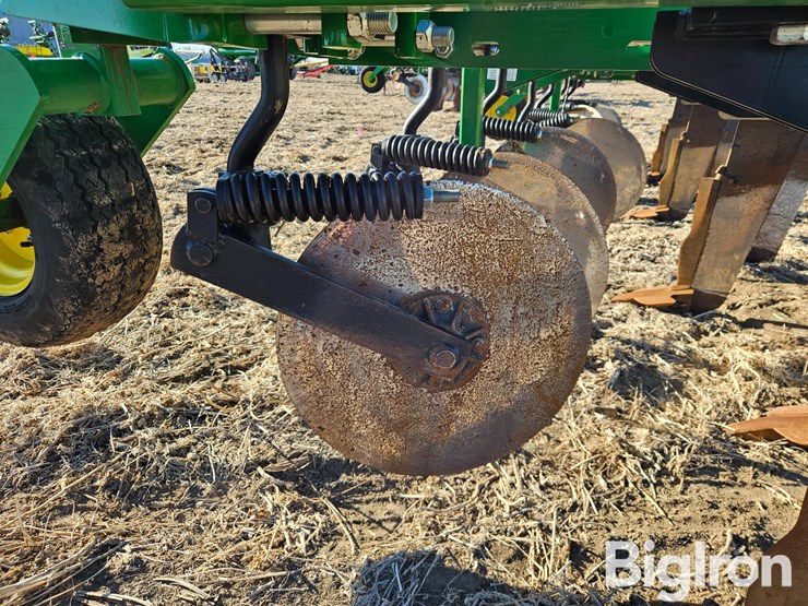 2016-john-deere-2100-image-20