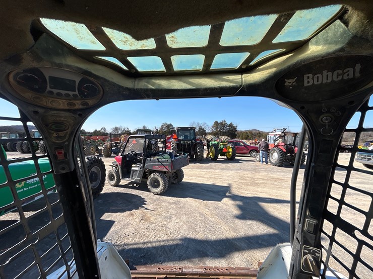 2017-bobcat-t595-image-13
