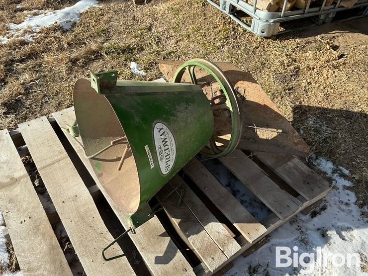 spreadway-grain-spreader-image-1