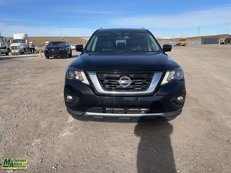 2017-nissan-pathfinder-image-9
