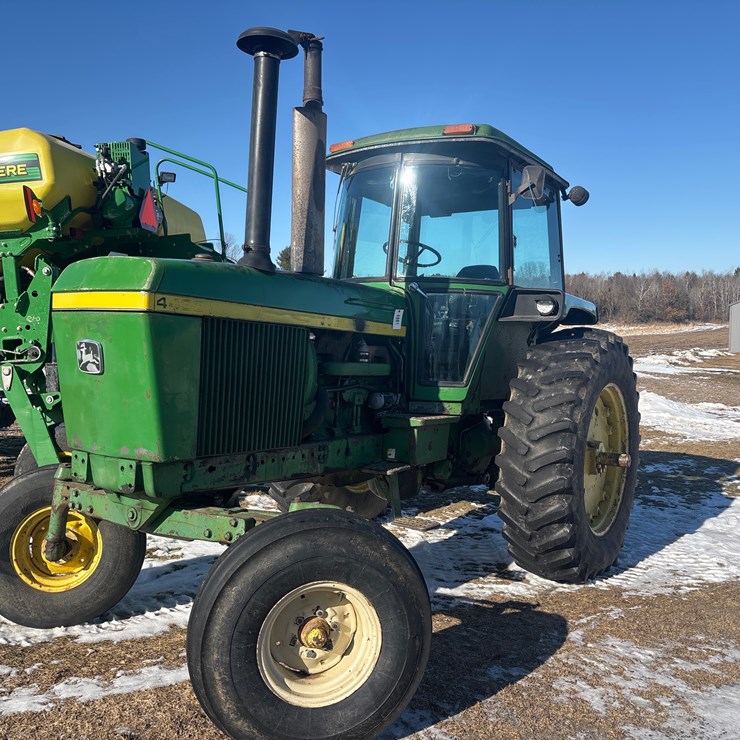 JOHN DEERE 4430