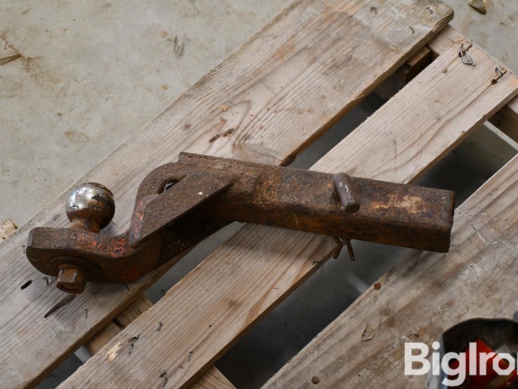 pallet-of-farm-support-image-15