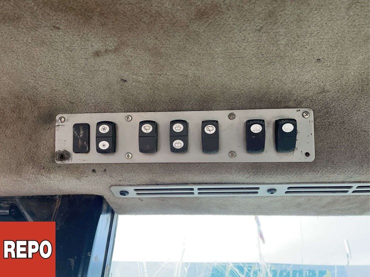 caterpillar-545c-image-17