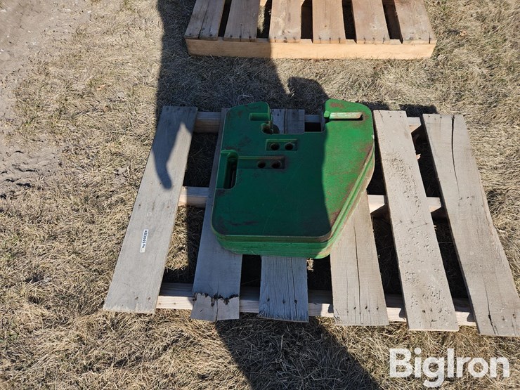 john-deere-suitcase-weights-image-6