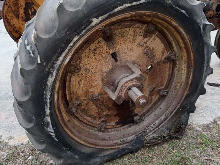 minneapolis-moline-utu-image-47