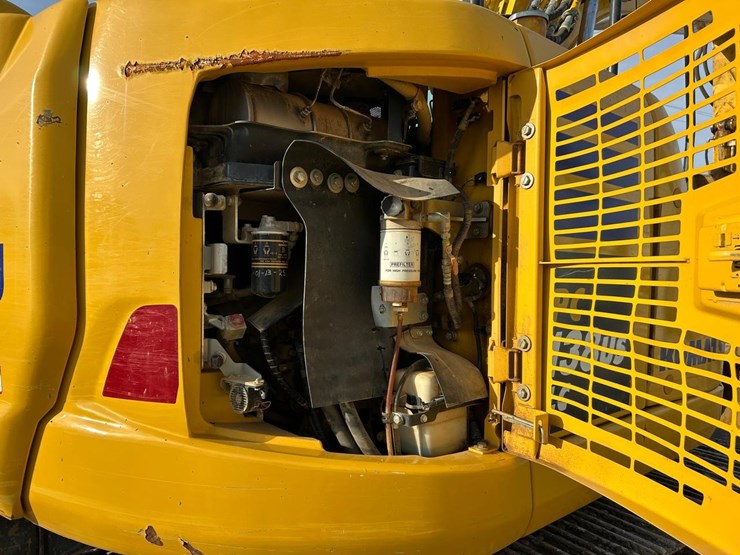 2022-komatsu-pc138us-lc-11-image-19