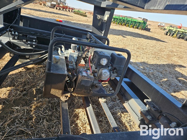 hitch-doc-hsc2000-t/a-2-box-seed-tender-image-15