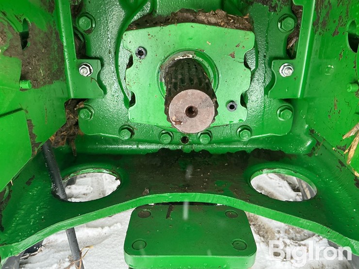 2017-john-deere-8370r-image-16