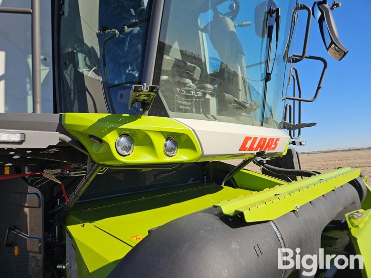 2023-claas-lexion-8600tt-image-17