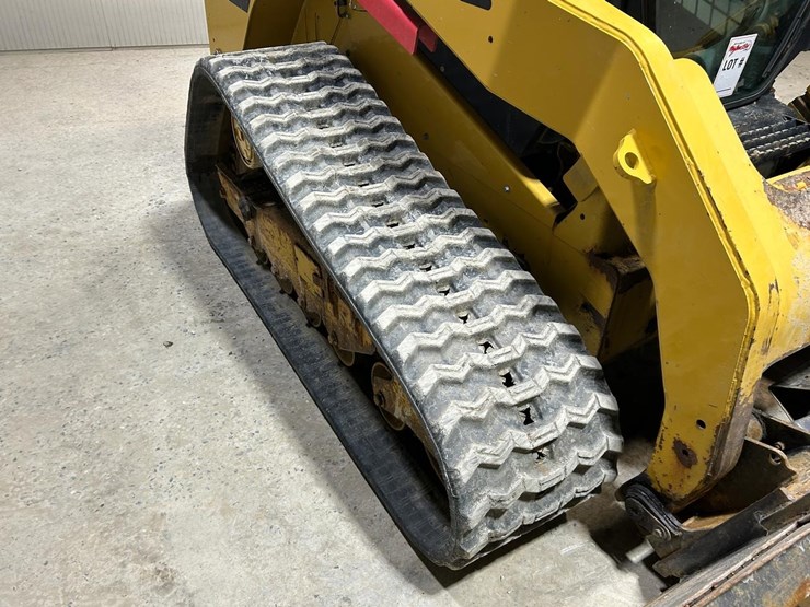 caterpillar-279c2-image-12