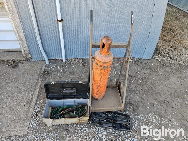 torch-tanks,-hose-&-regulators-image-7