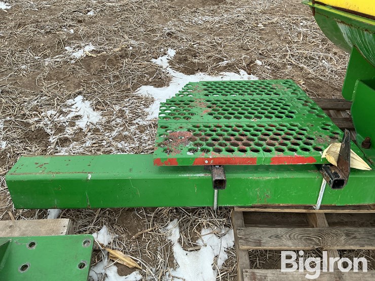 helicopter-saddle-tanks-image-12