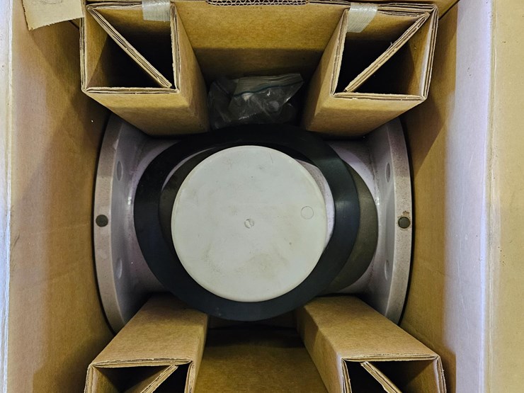 seametrics-8"-water-meter-image-3