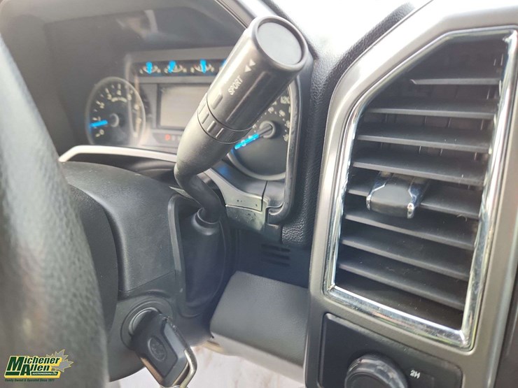 2015-ford-f150-xlt-image-19