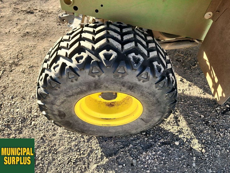 john-deere-gator-tx-image-12