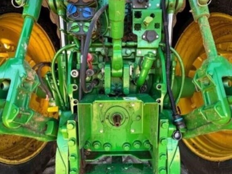 2016-john-deere-7230r-image-6
