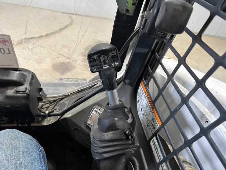 bobcat-t650-image-24