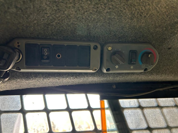 bobcat-a300-image-25