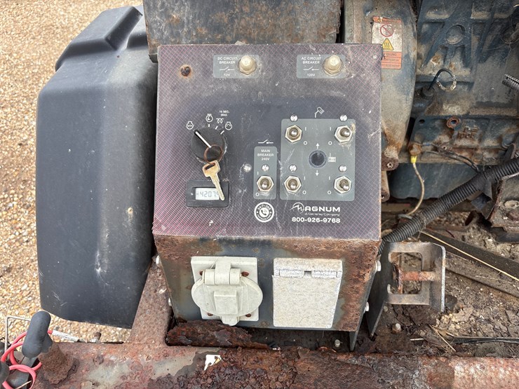 #2559-•-magnum-light-plant-|-for-parts/repairs-image-5