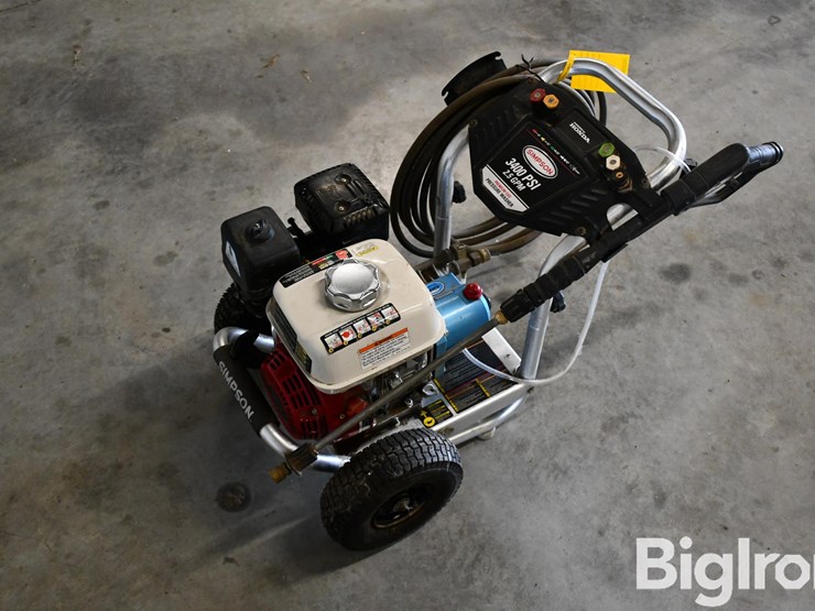 simpson-alh3228-s-portable-power-washer-image-1
