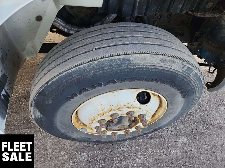 2015-international-durastar-4300-image-32